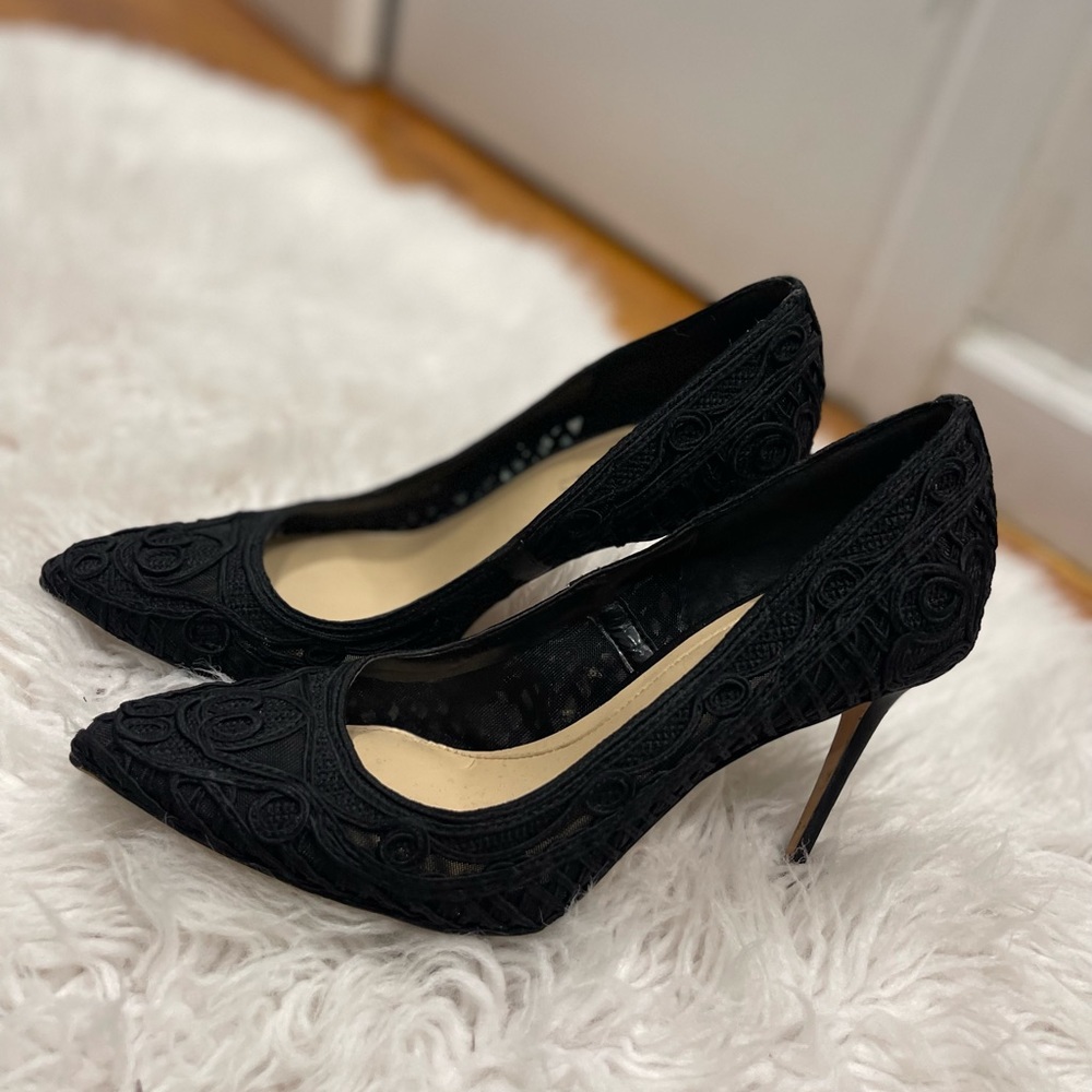 Black Vince Camuto Heels Size 7.5